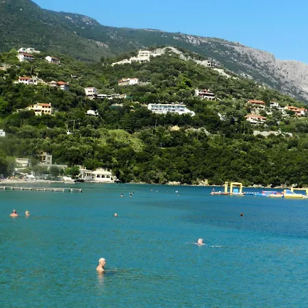 Nikolouzos Sunny Estate Corfu Holiday home *