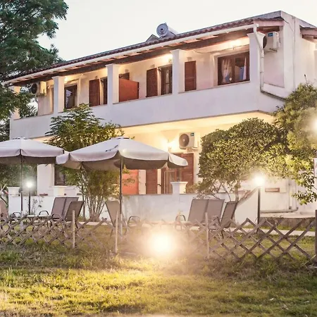 Nikolouzos Sunny Estate Corfu Holiday home Ipsos