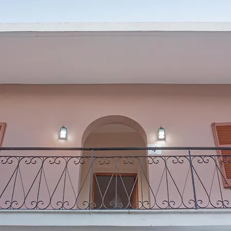 Nikolouzos Sunny Estate Corfu *